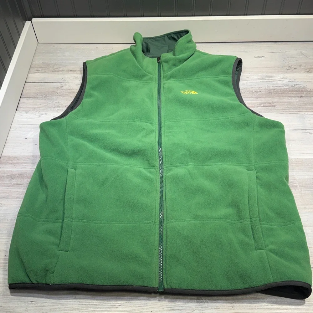 The North Face Reversible Vest Men XL Green Black Full Zip Fleece Nylon Outdoor